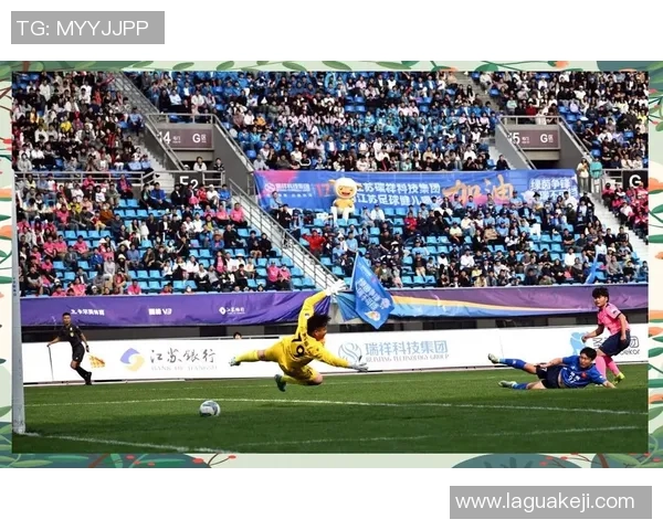 南京足球队意识探讨与发展路径分析助力球队崛起与城市足球文化建设