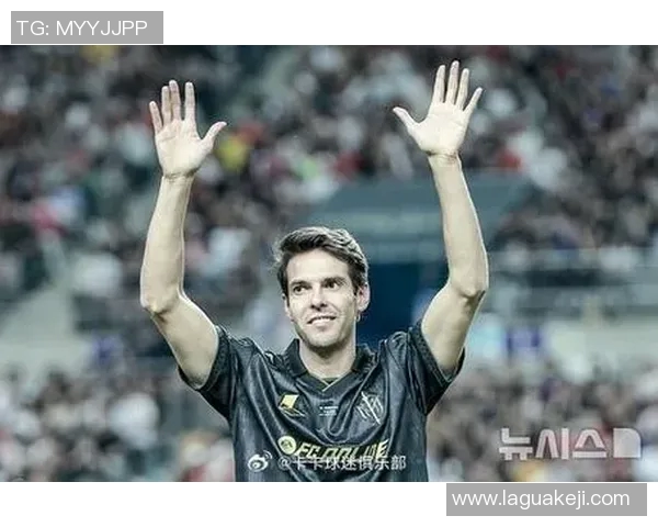 卡卡家族的足球传奇与荣耀：从绿茵场到家庭生活的故事