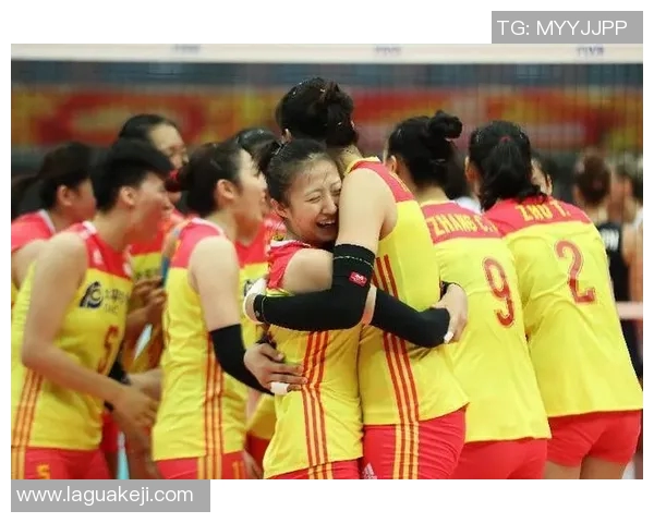 深入分析北京排球队整体压制战术及其在比赛中的应用与成效