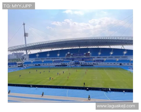 南京足球队意识探讨与发展路径分析助力球队崛起与城市足球文化建设