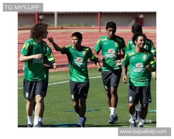 武汉篮球队在世锦赛中的团队协作表现分析与点评 武汉篮球队在世锦赛中的团队协作表现分析与点评